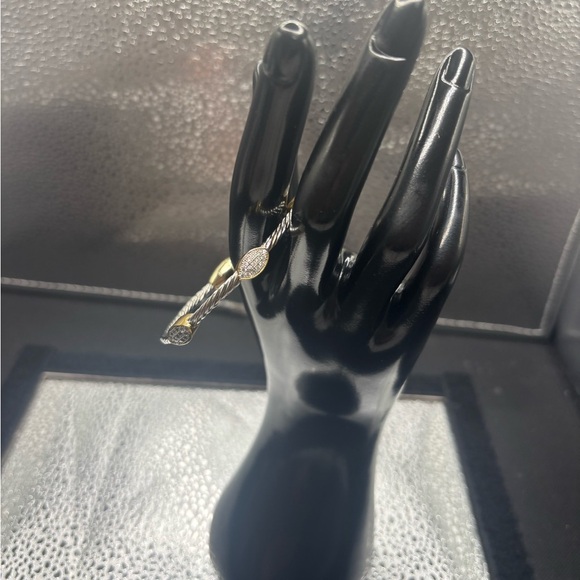 Jewelry - Elegant Gold and Silver Bracelet magnetic clasp.